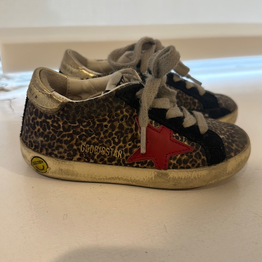 Golden goose toddler sneakers size 22